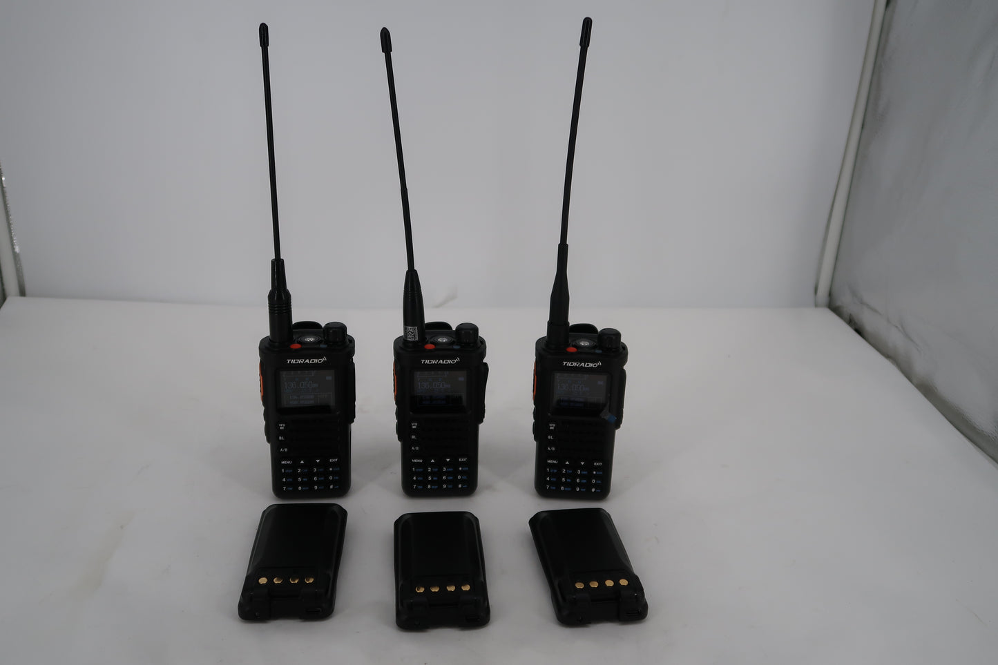 U20050 Used Lot of 3 TIDRADIO TD-H8 GMRS Handheld Radios + 3 extra batteries