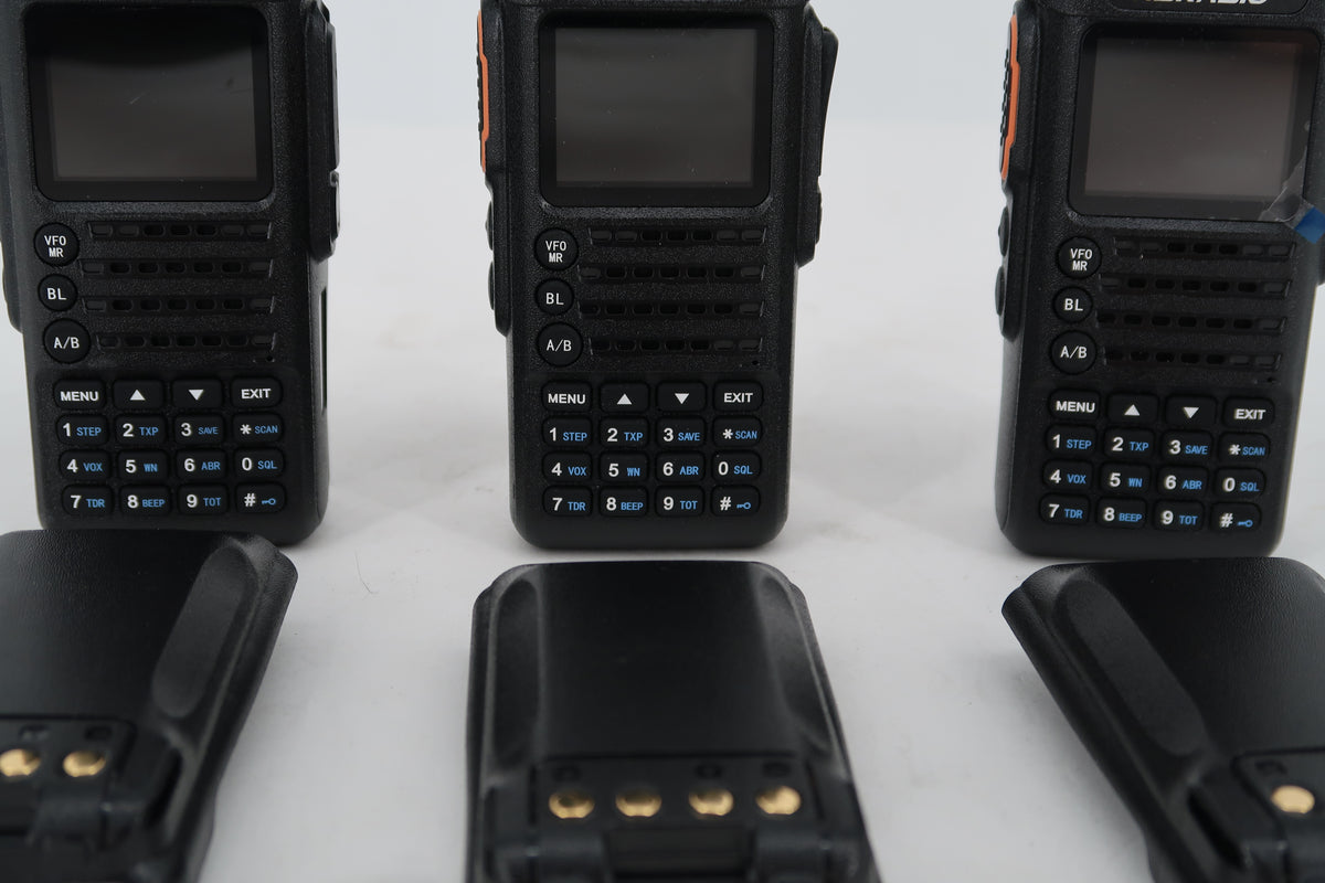 U20050 Used Lot of 3 TIDRADIO TD-H8 GMRS Handheld Radios + 3 extra batteries