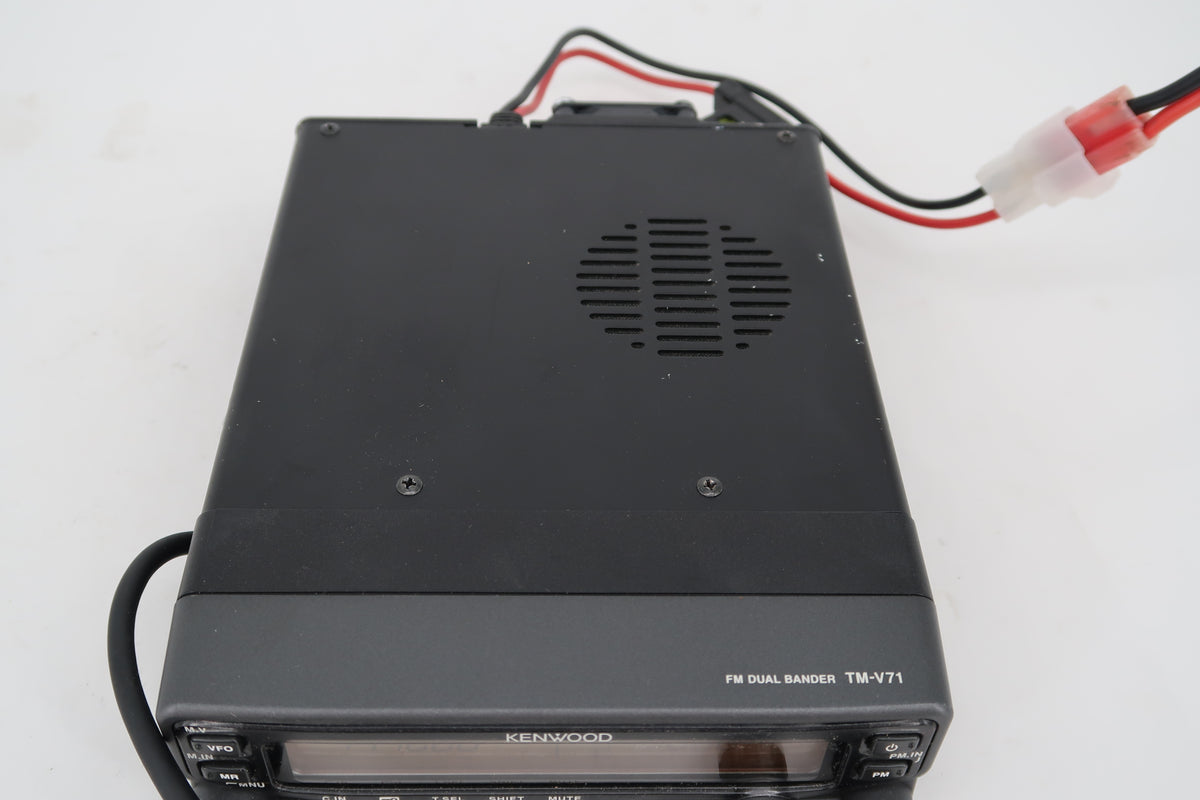 U20069 Used Kenwood TM-V71A 144/440 MHz FM Dual Bander Mobile Transceiver