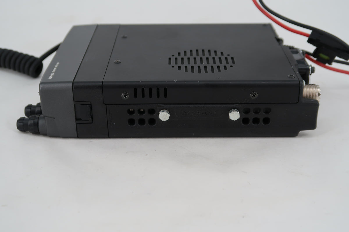 U20069 Used Kenwood TM-V71A 144/440 MHz FM Dual Bander Mobile Transceiver