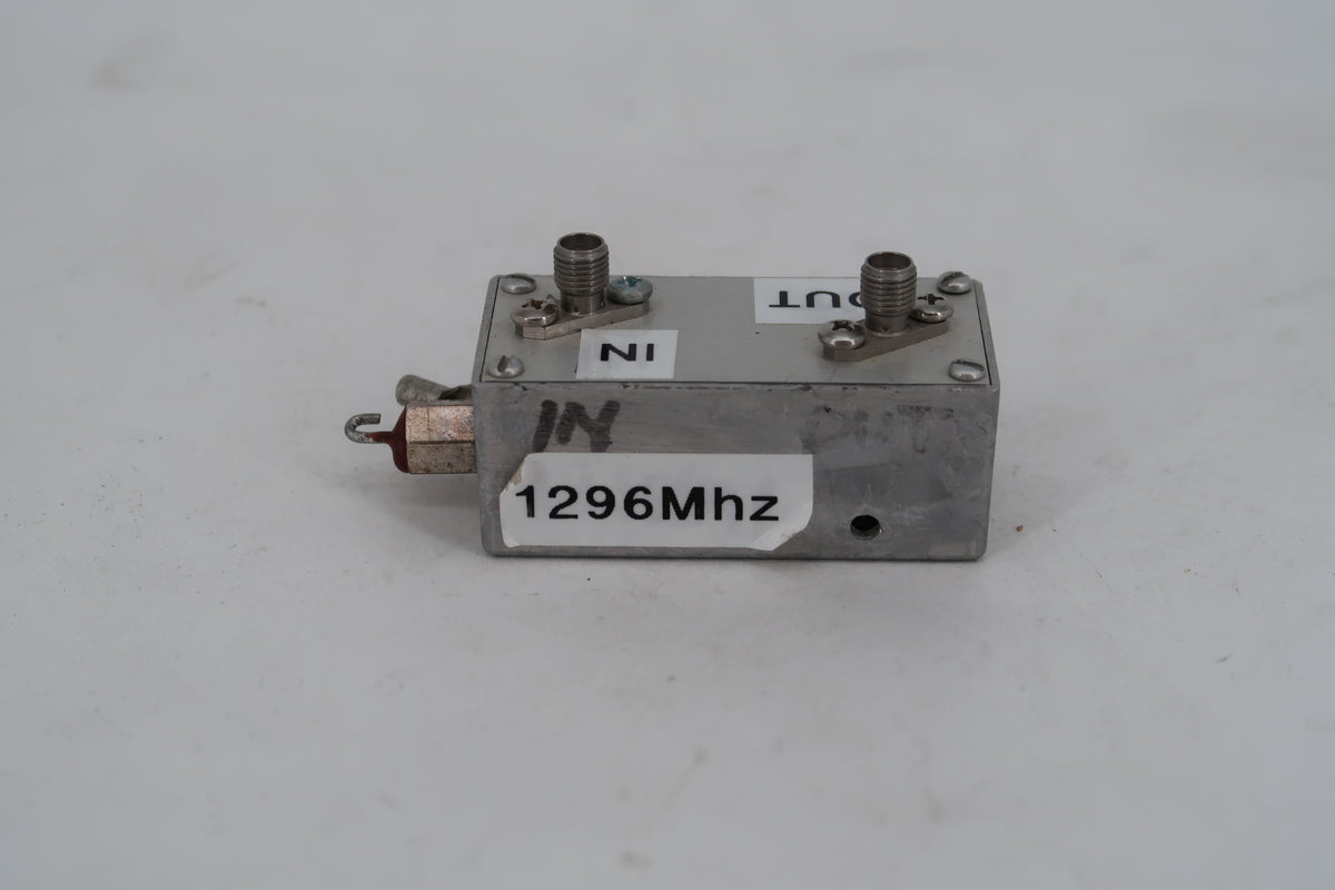 U20071 Used 1296 MHz LNA/Pre-amp w/SMA Female Connectors