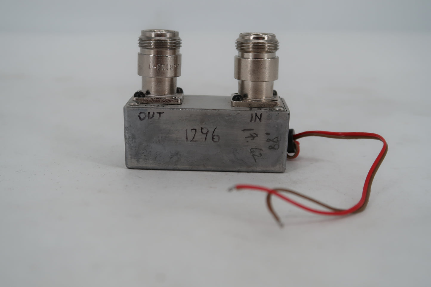 U20073 Used 1296 MHz LNA/Pre-Amp w/N-Type Connectors