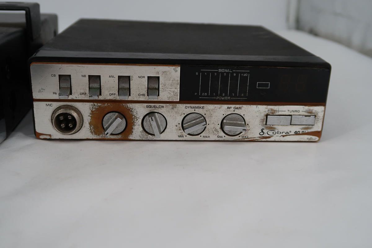 U20076 AS-IS Lot of 3 Cobra CB Radios
