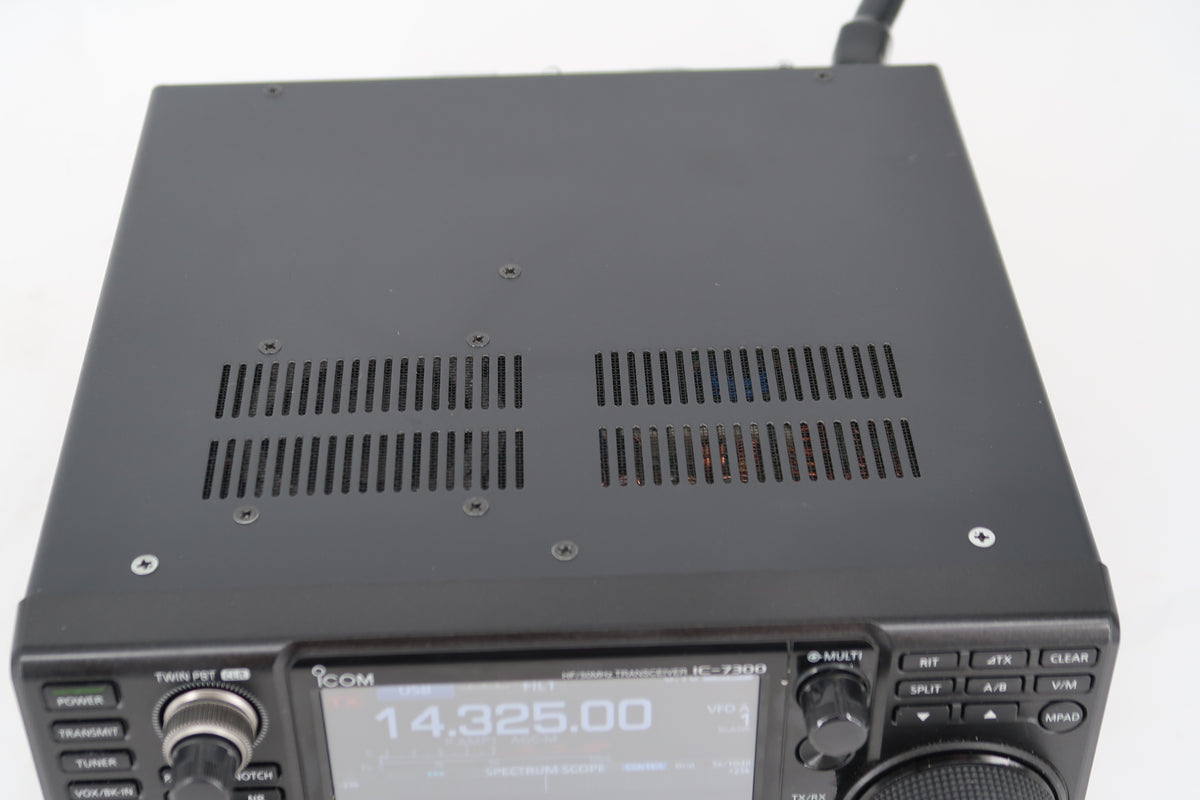 U20077 Used ICOM IC-7300 HF/50MHz Transceiver