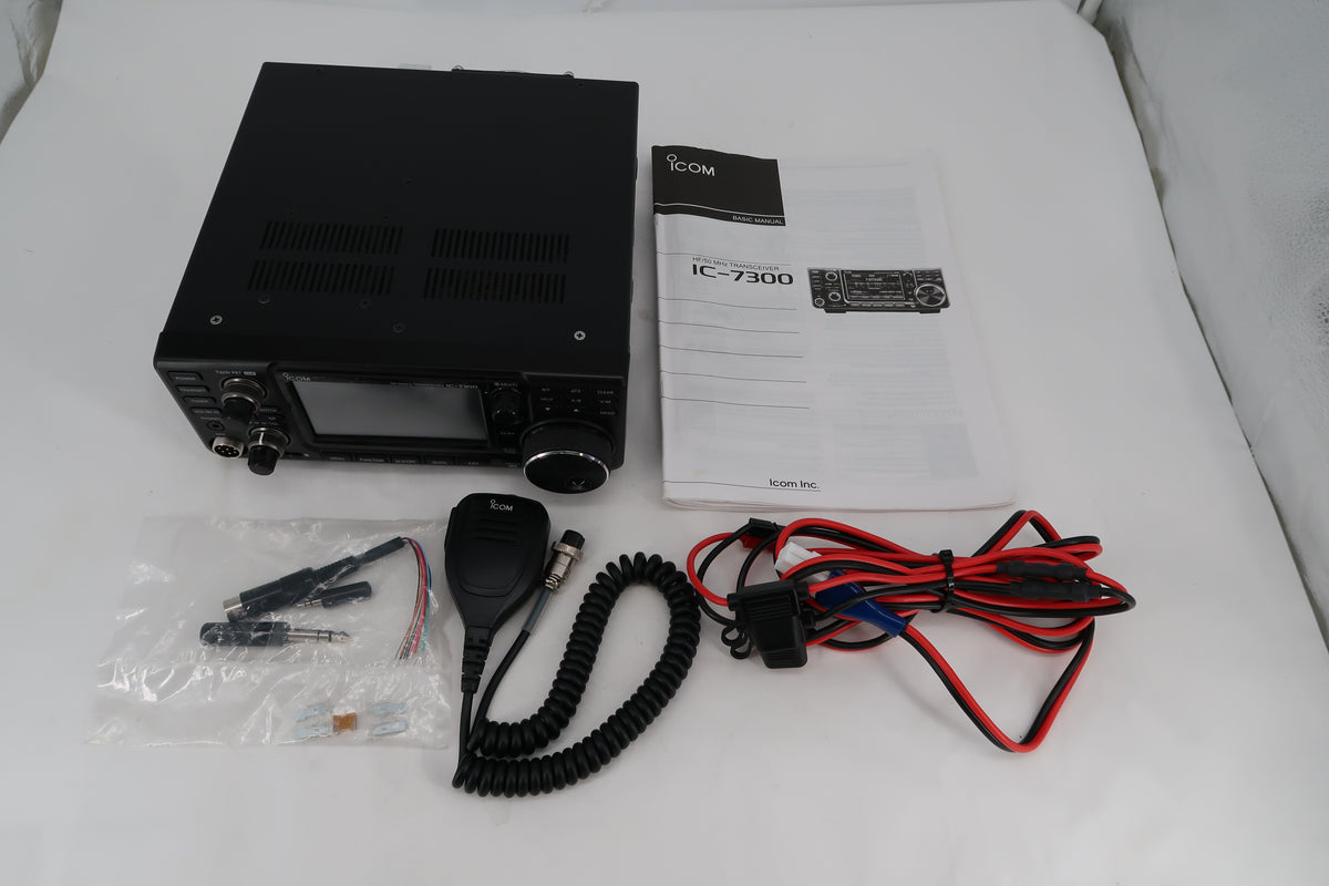 U20077 Used ICOM IC-7300 HF/50MHz Transceiver