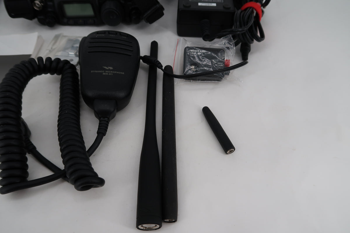 U20081 Used Yaesu FT-818  HF/VHF/UHF Ultra-Compact Transceiver