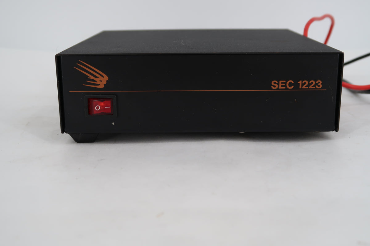U20090 Used Samlex America SEC-1223 13.8V DC Power Supply