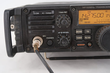 U20092 Used Icom IC-7200 HF/50MHz Transceiver w/ Handset Mic & Accessories (Fair/Smoker Environment)