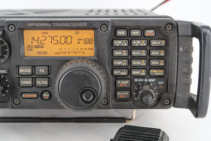 U20092 Used Icom IC-7200 HF/50MHz Transceiver w/ Handset Mic & Accessories (Fair/Smoker Environment)