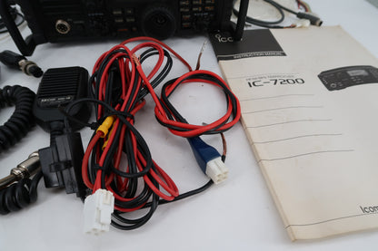 U20092 Used Icom IC-7200 HF/50MHz Transceiver w/ Handset Mic & Accessories (Fair/Smoker Environment)