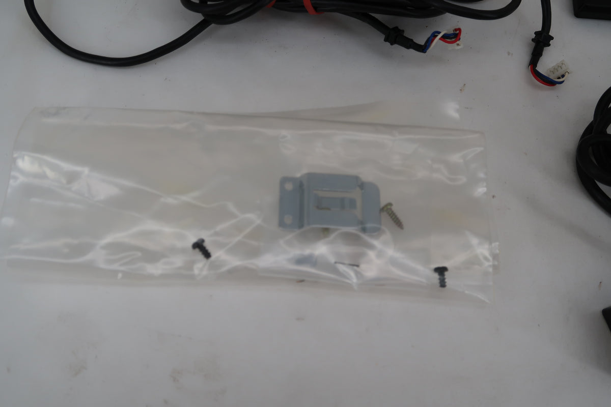 U20095 Used Kenwood TM-741A Separation Cable Set & Mic Hanger — Accessories Only