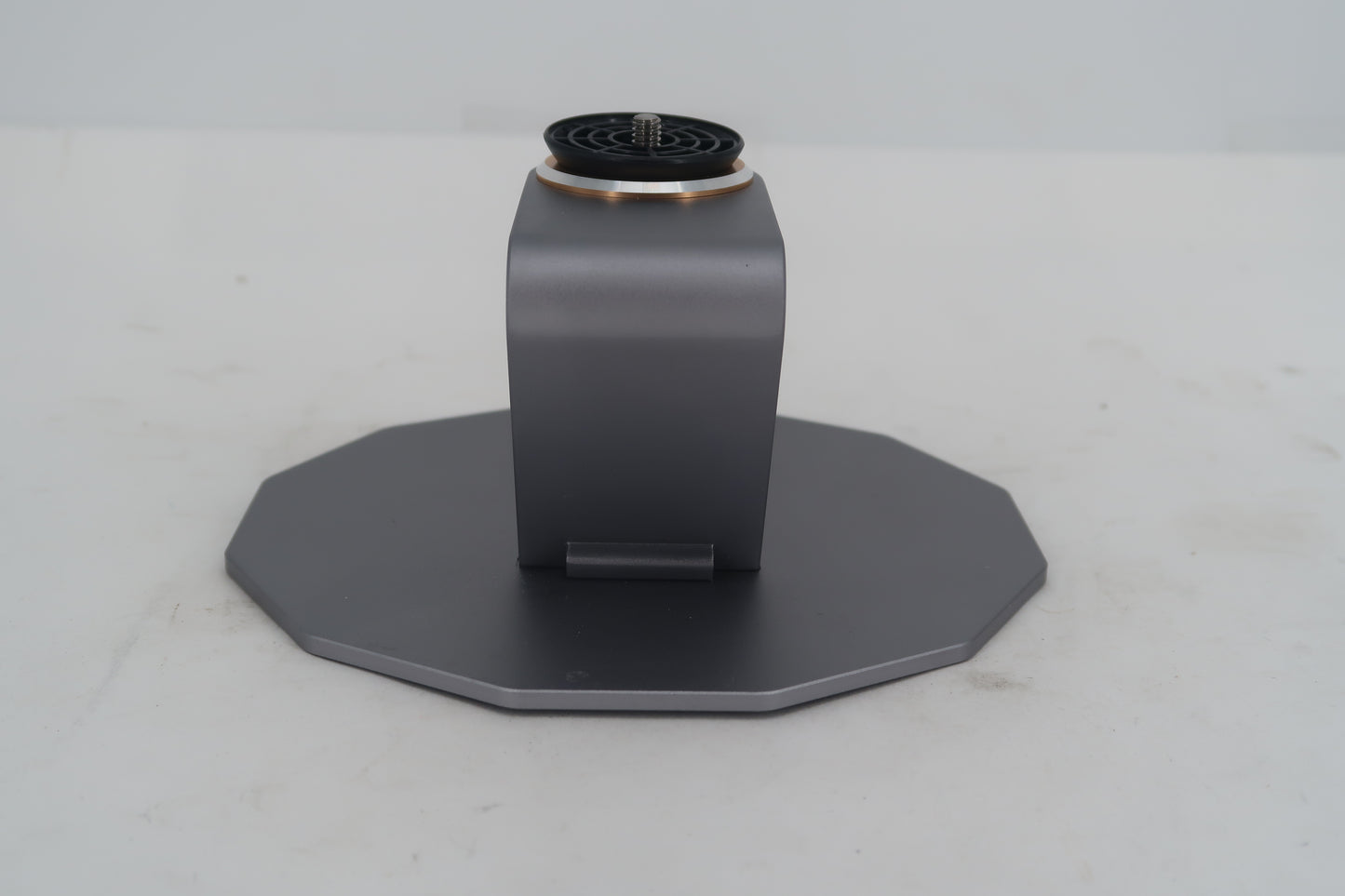 U20108 Used Nebula Desk Stand & 3D Printed Cage for Icom IC-705