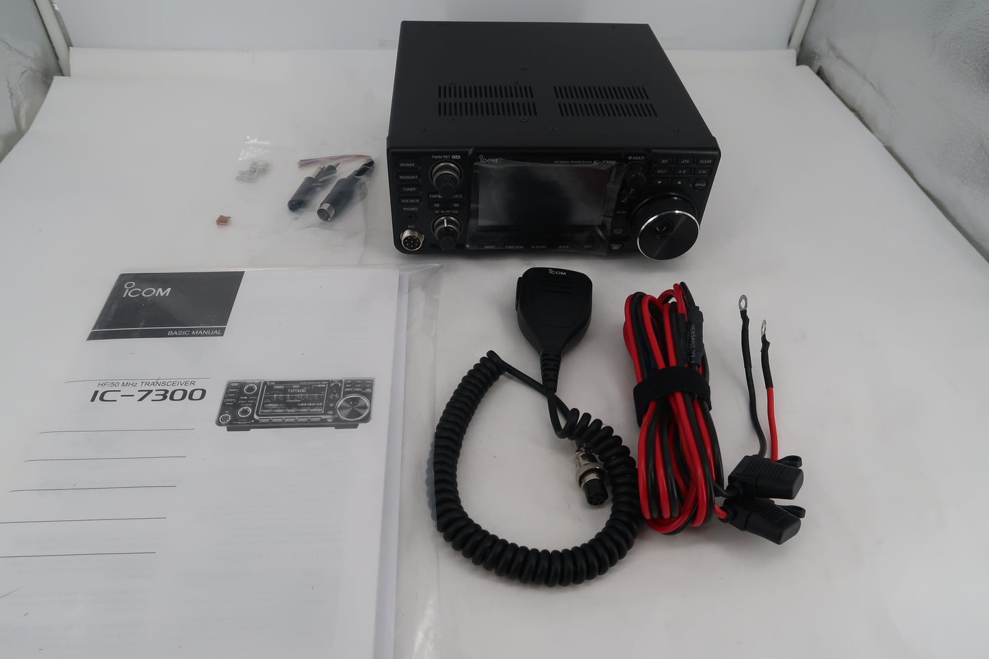 U20114 Used Icom IC-7300 HF/50MHz Transceiver