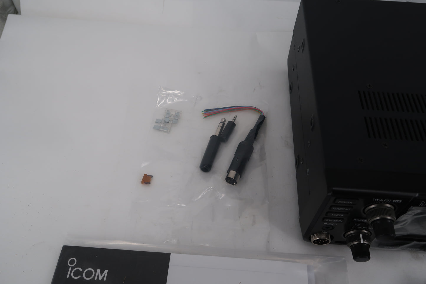 U20114 Used Icom IC-7300 HF/50MHz Transceiver