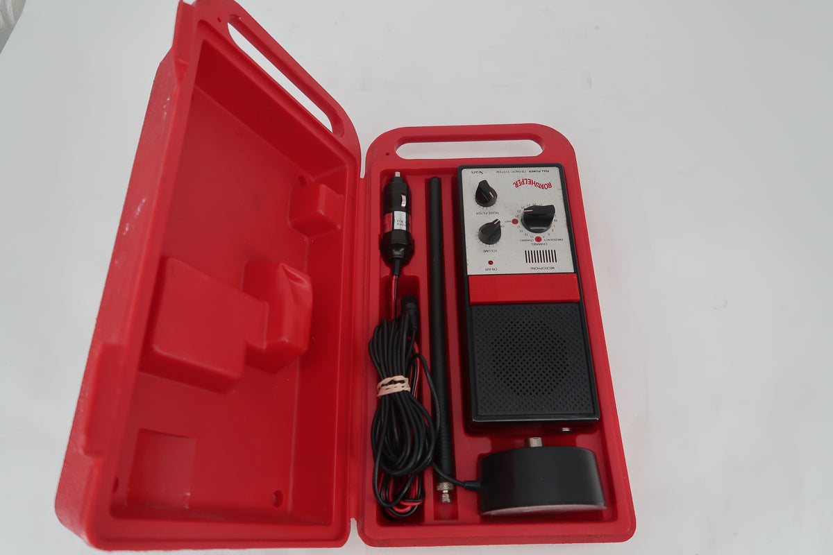 U20120 Used Sears Roadhelper Emergency CB Radio System — Vintage 1982