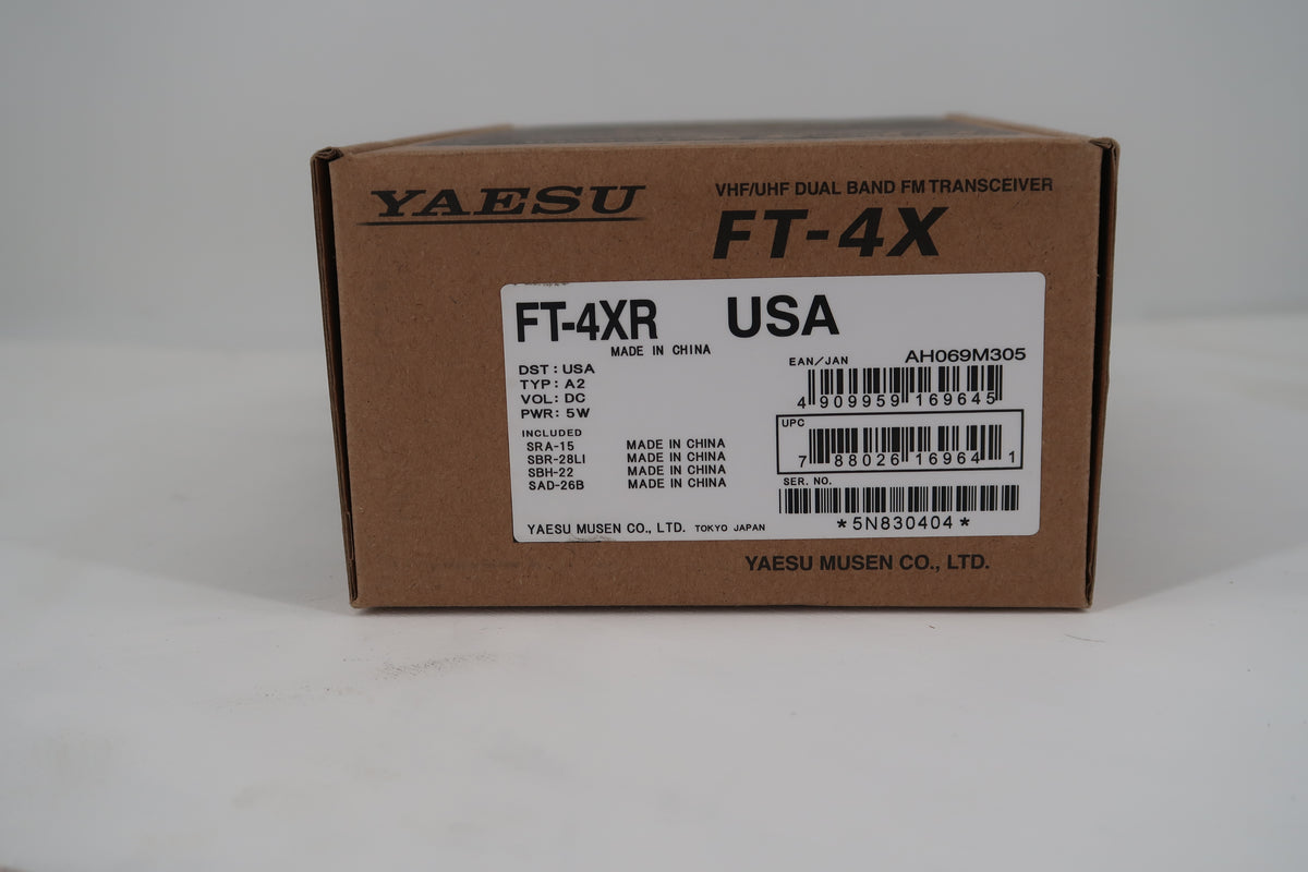 U20133 Never Used Yaesu FT-4X VHF/UHF Dual Band FM Transceiver
