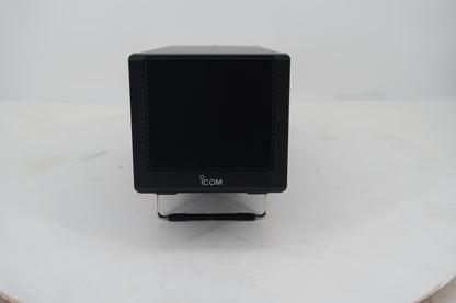 U20155 Used Icom SP-38 External Desk Speaker with Dust Cover
