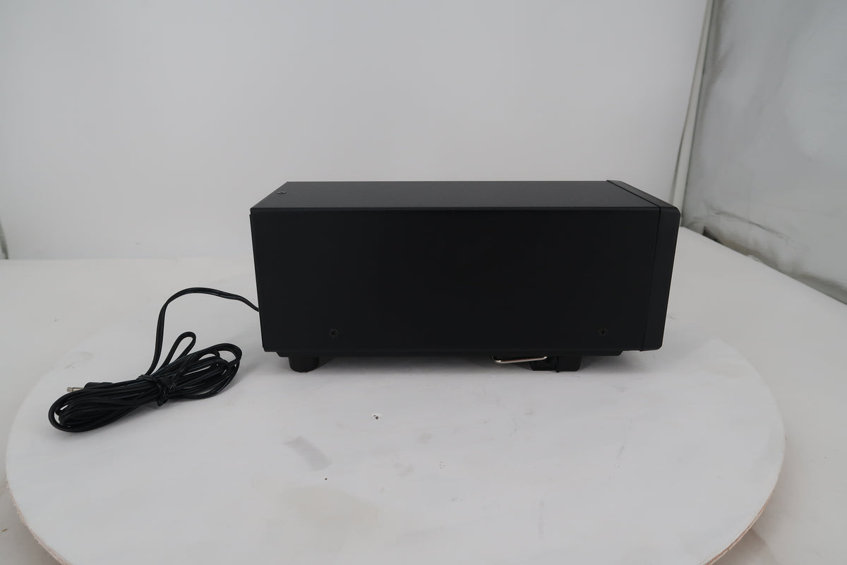 U20155 Used Icom SP-38 External Desk Speaker with Dust Cover