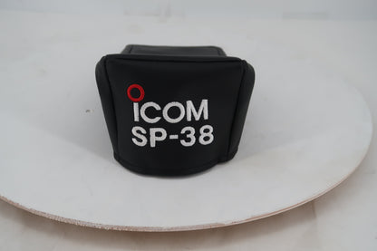 U20155 Used Icom SP-38 External Desk Speaker with Dust Cover