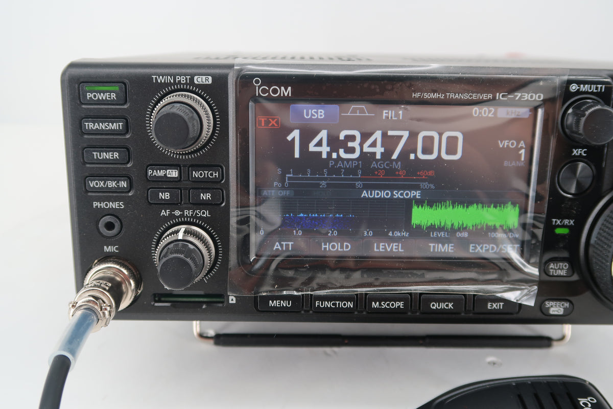 U20156 Used Icom IC-7300 HF/50MHz Transceiver with extras