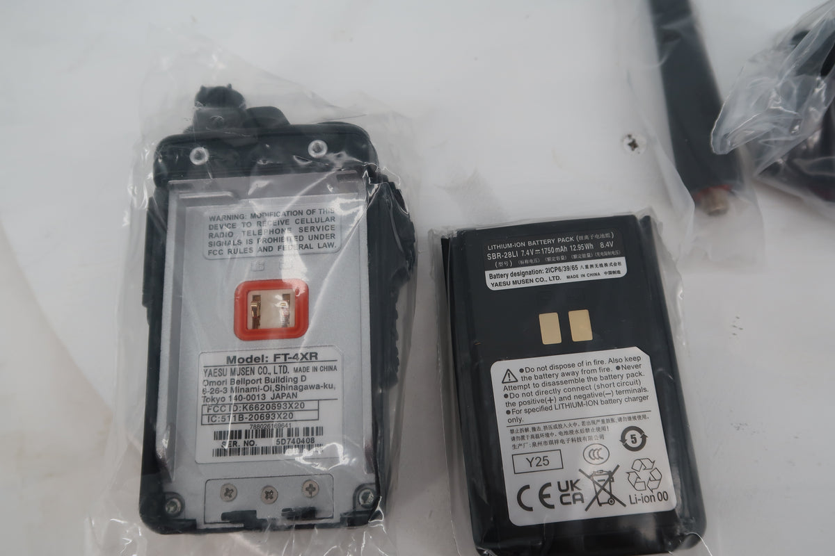U20159 Never Used FT-4X VHF/UHF Dual Band FM Transceiver