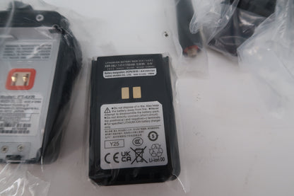 U20159 Never Used FT-4X VHF/UHF Dual Band FM Transceiver