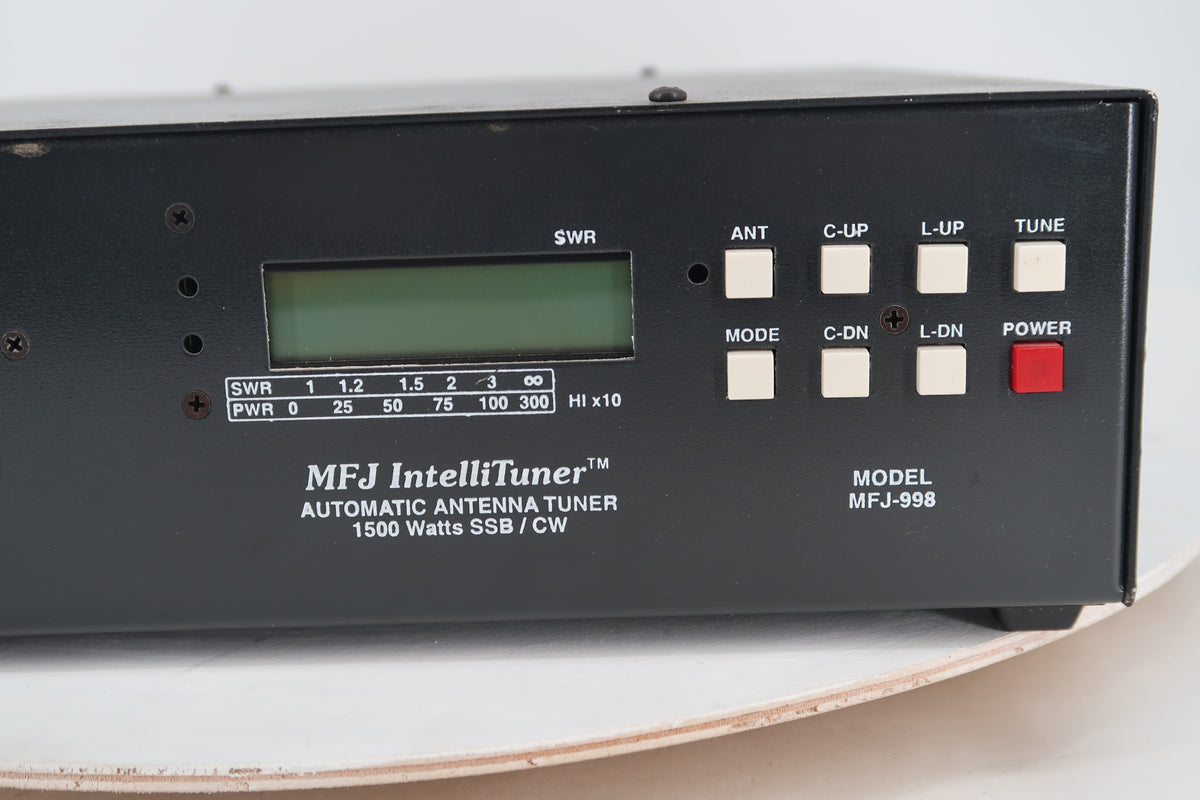 U20161 Used MFJ Intellituner MFJ-998 1500W Automatic Antenna Tuner