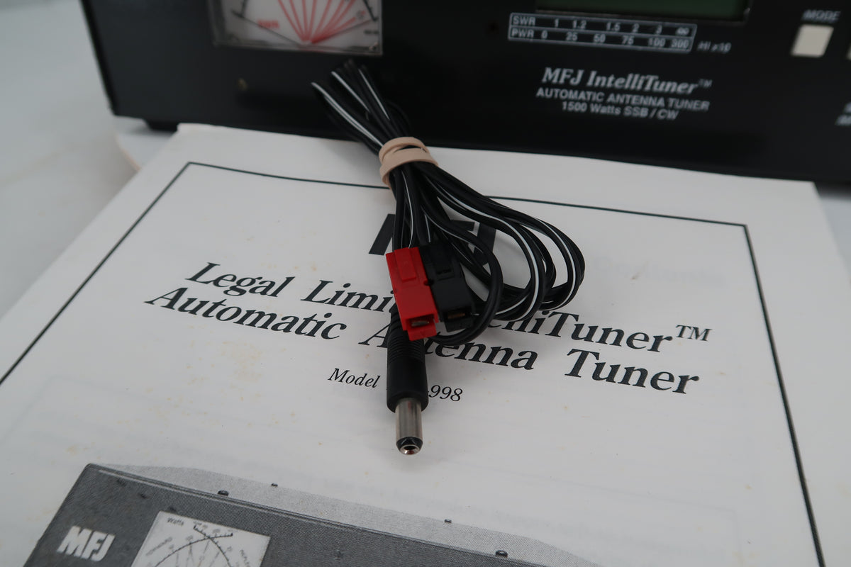 U20161 Used MFJ Intellituner MFJ-998 1500W Automatic Antenna Tuner