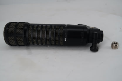 U20162 Used Electrovoice RE320 Variable‑D dynamic Vocal & Instrument Microphone in Carrying Case