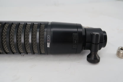 U20162 Used Electrovoice RE320 Variable‑D dynamic Vocal & Instrument Microphone in Carrying Case