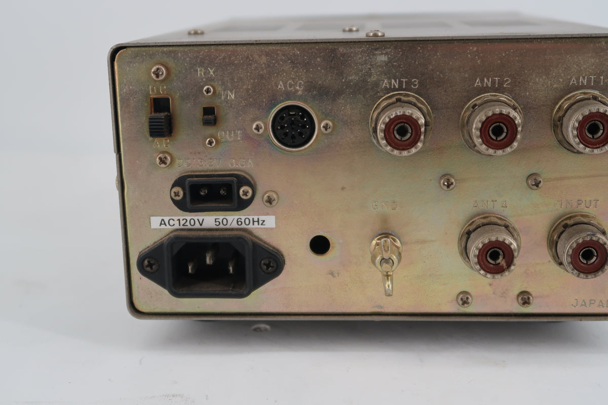U20165 Used Kenwood AT-250 Automatic Antenna Tuner with cable