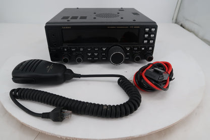 U20167 Yaesu FT-450D HF/50MHz All-Mode Transceiver