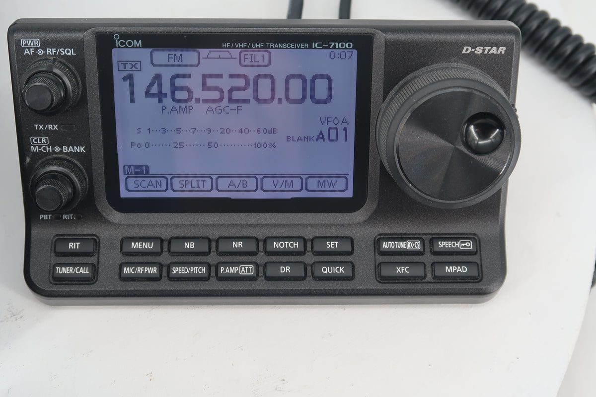 U20183 Used Icom Ic-7100 HF/VHF/UHF All Mode Transceiver in Protective Rolling Case