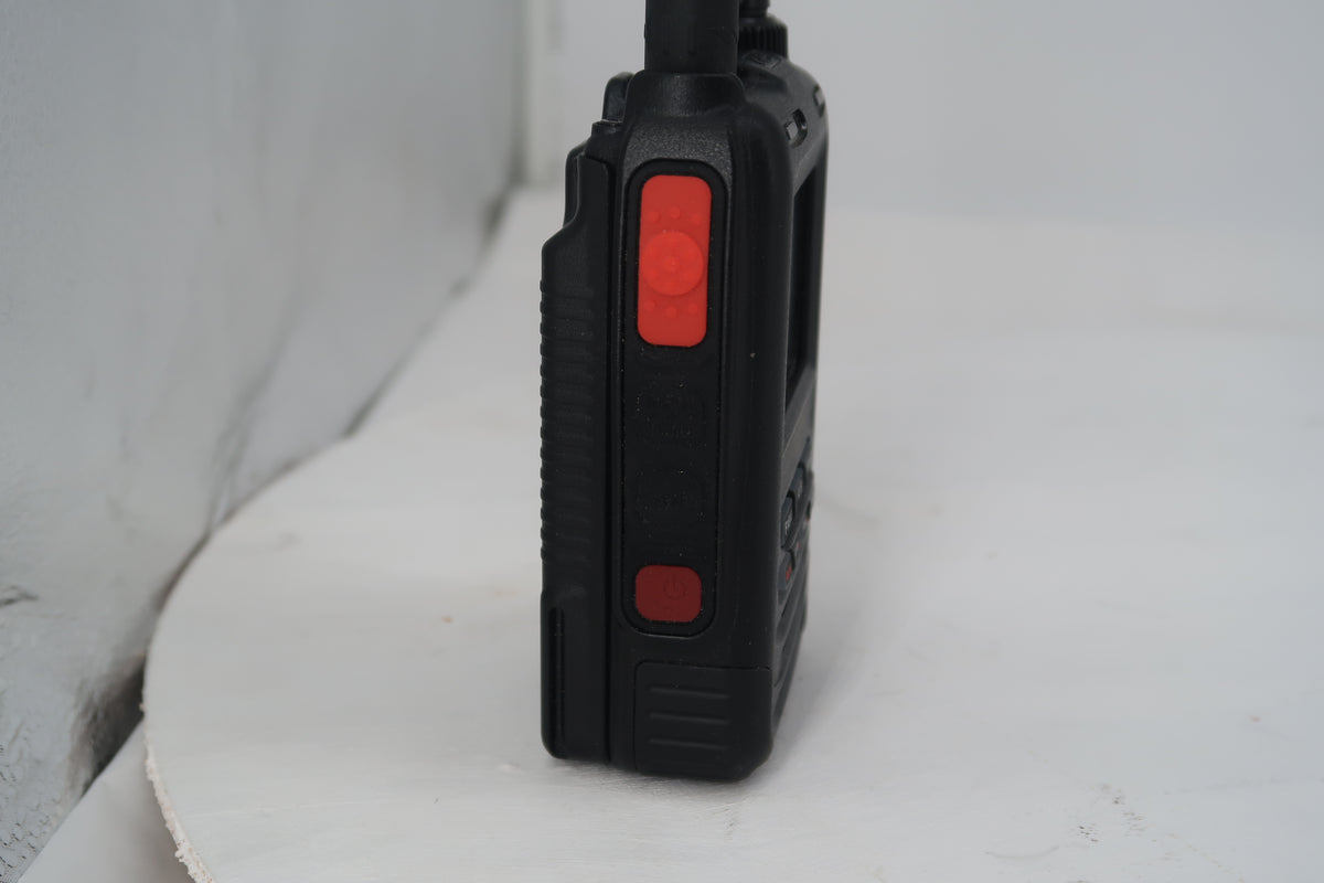 U20187 Used Yaesu FT5DR C4FM/FM 144/430MHz Dual Band Digital Handheld Transceiver