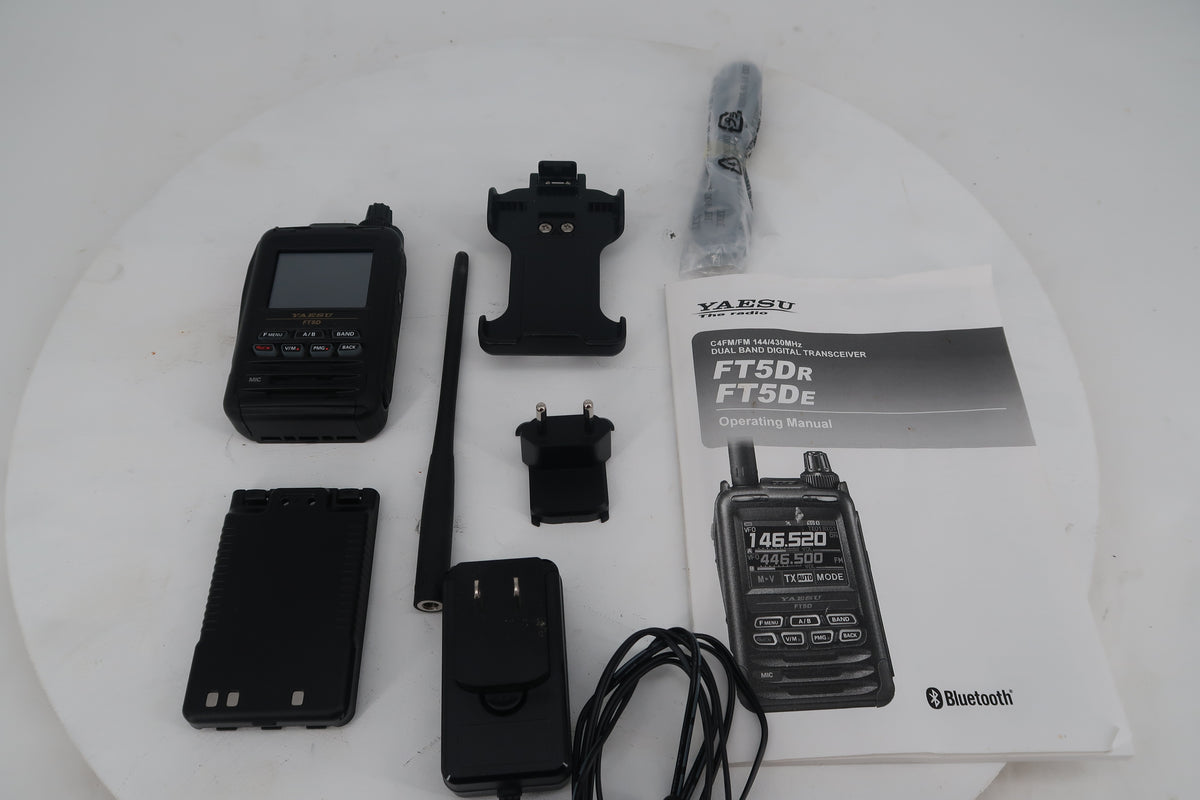 U20187 Used Yaesu FT5DR C4FM/FM 144/430MHz Dual Band Digital Handheld Transceiver