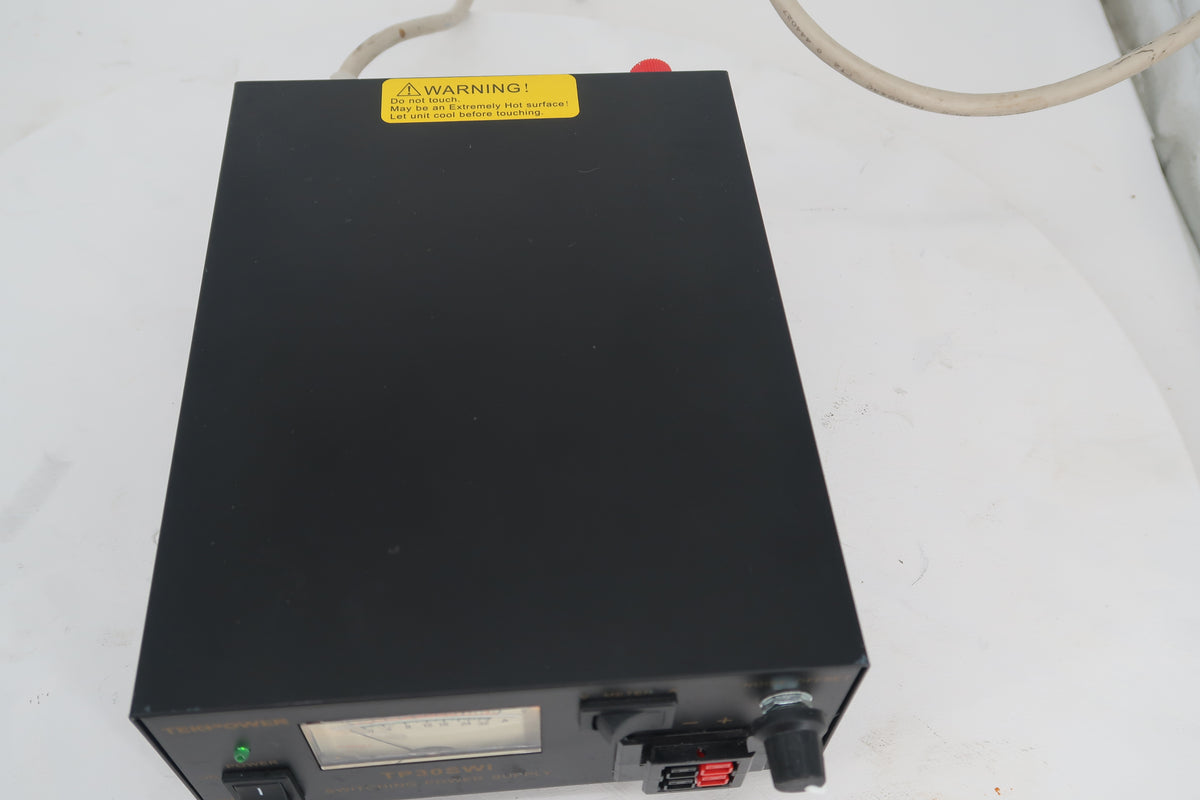 U20191 Used TekPower TP30SWI 30-Amp 13.8V DC Switching Power Supply