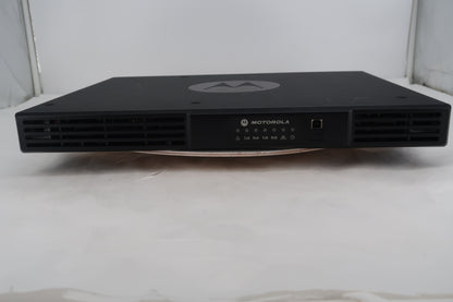 U20200 Used Motorola SLR5700 MOTOTRBO UHF Repeater Model#AAR10QCGANQ1AN