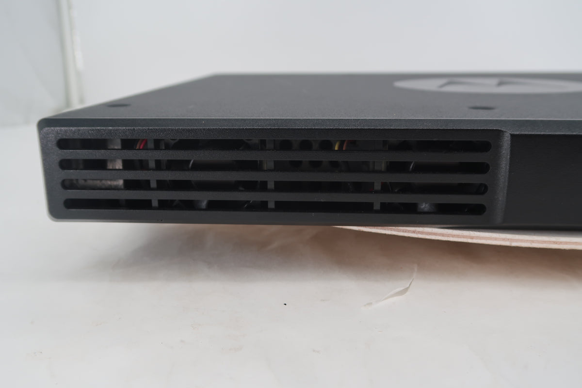 U20200 Used Motorola SLR5700 MOTOTRBO UHF Repeater Model#AAR10QCGANQ1AN