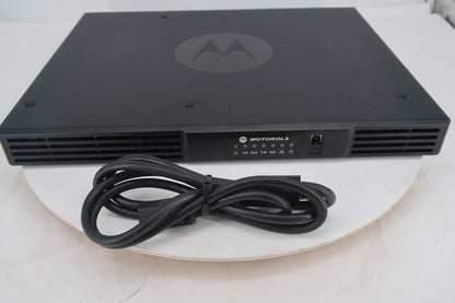 U20200 Used Motorola SLR5700 MOTOTRBO UHF Repeater Model#AAR10QCGANQ1AN