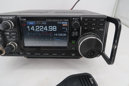 U20201 Used Icom IC-7300 HF/50MHz Transceiver w/Carry Handles