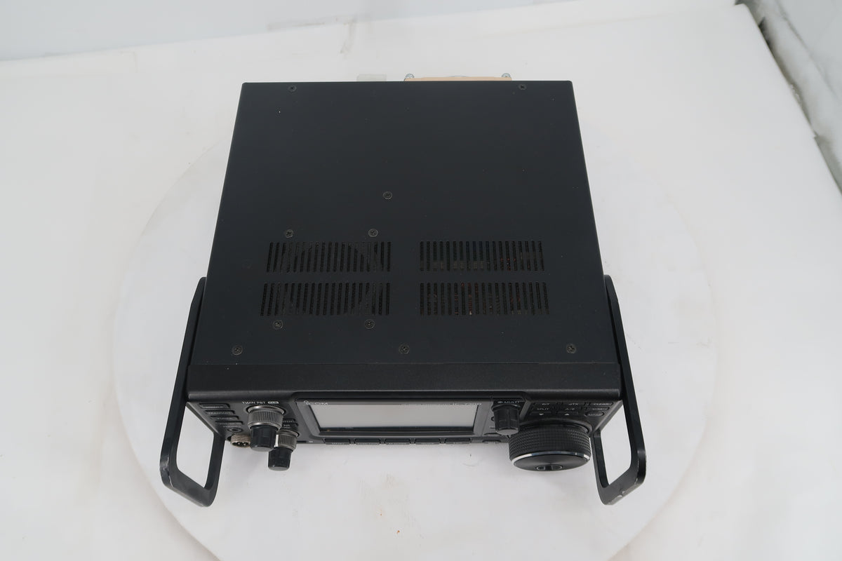 U20201 Used Icom IC-7300 HF/50MHz Transceiver w/Carry Handles