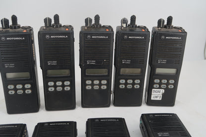 U20209 AS-IS Motorola MTS 2000 Flashport Handie-Talkie FM Radio Lot of 9 Model-H01UCH6PW1BN