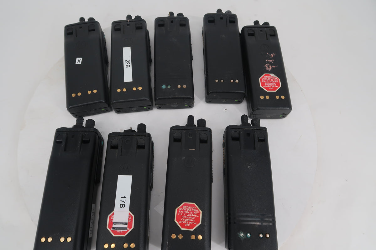 U20209 AS-IS Motorola MTS 2000 Flashport Handie-Talkie FM Radio Lot of 9 Model-H01UCH6PW1BN