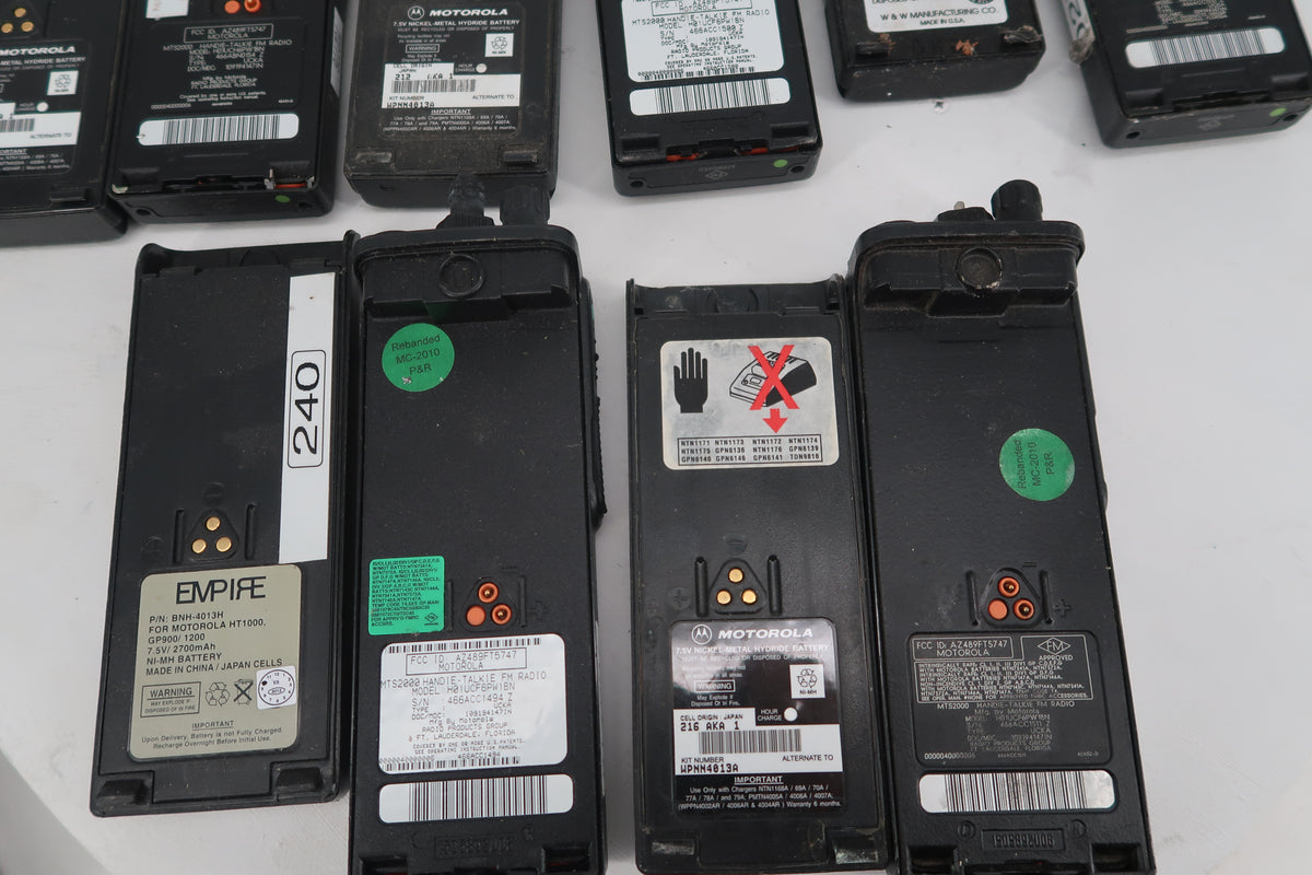 U20209 AS-IS Motorola MTS 2000 Flashport Handie-Talkie FM Radio Lot of 9 Model-H01UCH6PW1BN