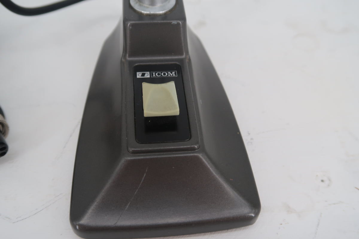 U20218 Used Icom IC-SM5 Desk Microphone w/8 pin connector