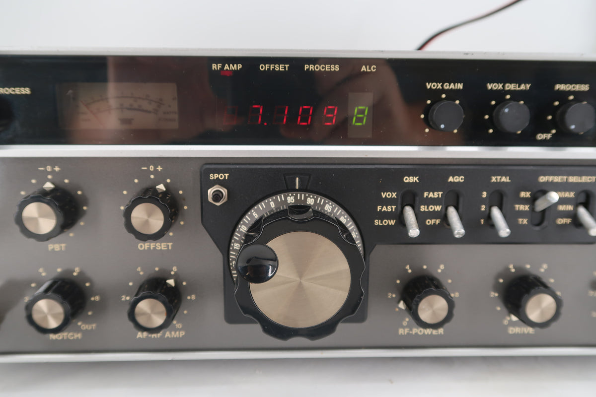 U20219 Used Ten-Tec Corsair HF Transceiver Model 560 With FIlters