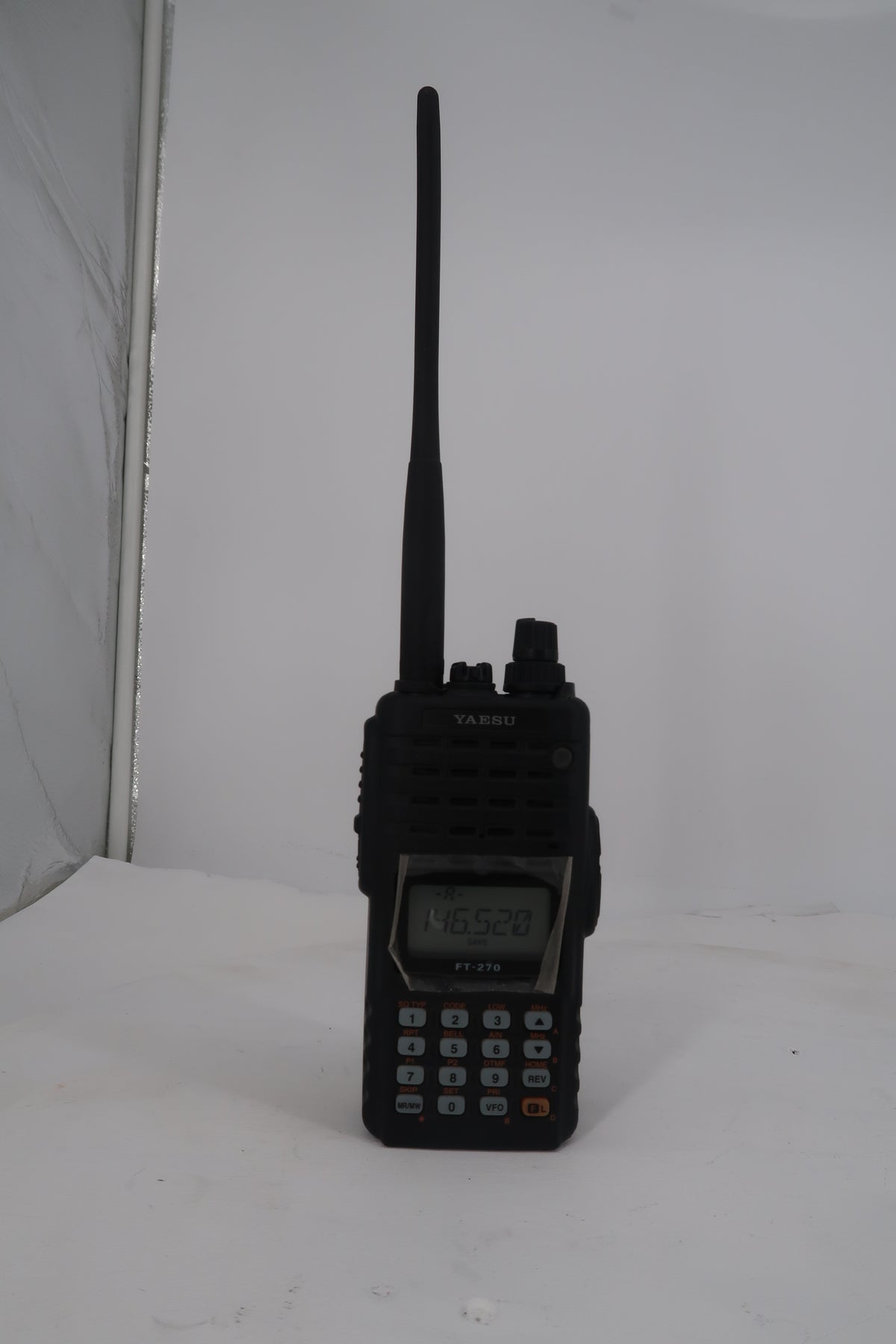 U20239 Used Yaesu FT-270R 2M VHF FM Handie-Talkie Transceiver