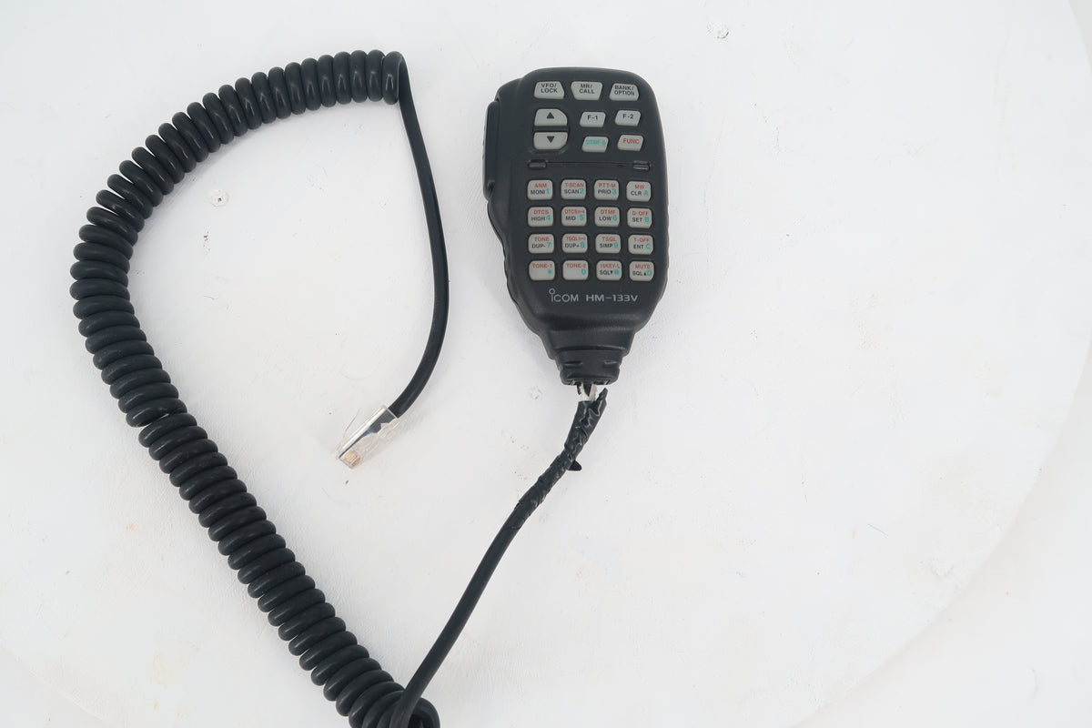 U20242 Used Icom HM-133V DTMF Backlit Hand Microphone