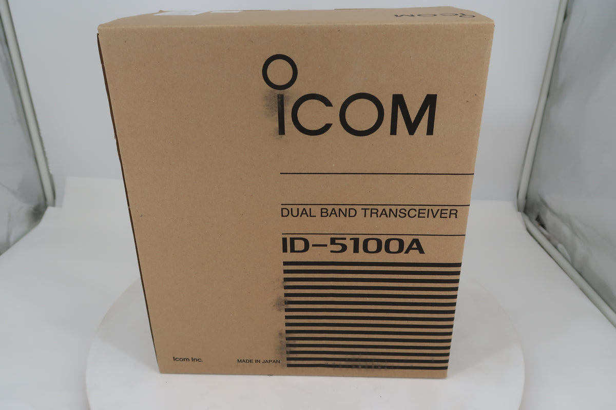 U20259 Never Used Icom ID-5100A  Dual Band 50W VHF/UHF D-Star/FM Transceiver