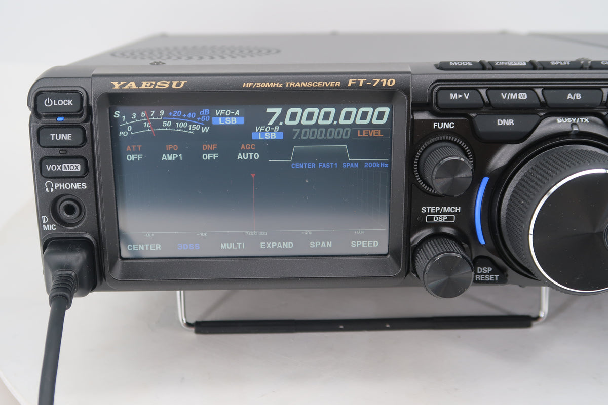 U20261 Used Yaesu FT-710 AESS HF/50MHz Transceiver w/SP-40 External Speaker